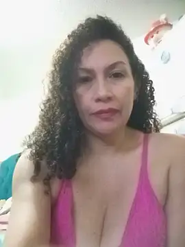 Snapshot of paulett15 chatting on 06-23-26, 02:26 paulett15 online show from 06-23-26, 02:26