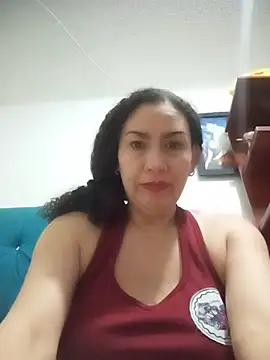 Snapshot of paulett15 chatting on 07-02-26, 02:45 paulett15 online show from 07-02-26, 02:45