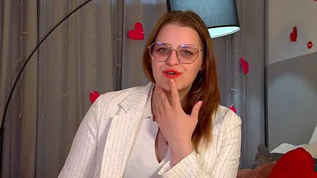 Snapshot of AlexaAvery chatting on 06-11-26, 06:27 AlexaAvery online show from 06-11-26, 06:27