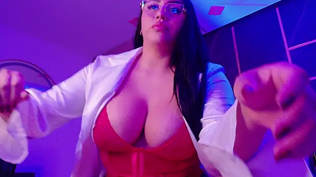 emily-Hornyy online show from 05-26-26, 11:41