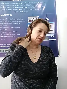 Snapshot of KAREN--03 chatting on 06-12-26, 07:22 KAREN--03 online show from 06-12-26, 07:22