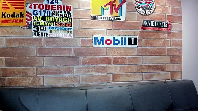 Snapshot of foxy_antonela chatting on 07-07-26, 02:36 foxy antonela online show from 07-07-26, 02:36