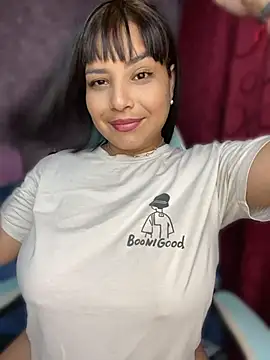 Snapshot of Elena_Grace1 chatting on 07-25-26, 11:55 Elena Grace1 online show from 07-25-26, 11:55