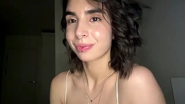 Snapshot of JessiaRuezga chatting on 05-31-26, 06:09 JessiaRuezga online show from 05-31-26, 06:09