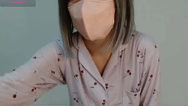 yuki4179 online show from 07-10-26, 03:45