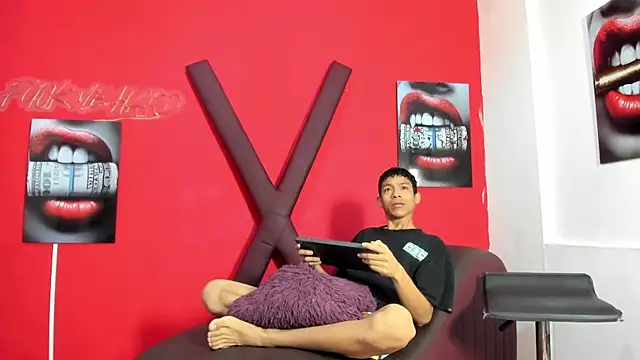 Snapshot of GREAT_BALLS chatting on 05-20-26, 01:35 GREAT BALLS online show from 05-20-26, 01:35