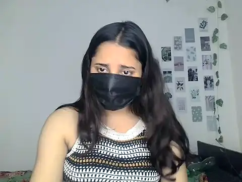 Snapshot of priyanks_sharma37 chatting on 06-05-26, 05:34 priyanks sharma37 online show from 06-05-26, 05:34