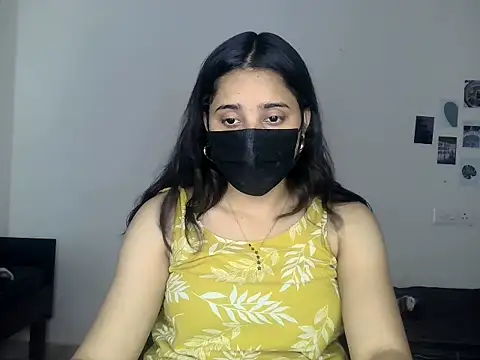 Snapshot of priyanks_sharma37 chatting on 06-17-26, 05:07 priyanks sharma37 online show from 06-17-26, 05:07