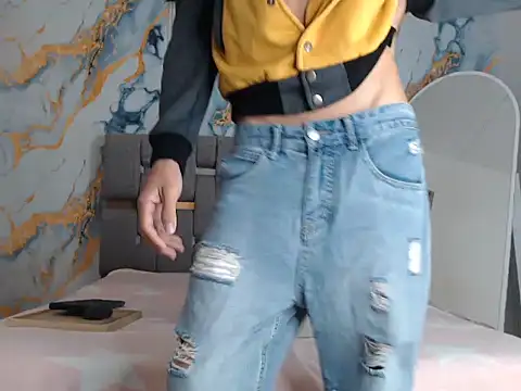 Snapshot of RONALDA_HOT26 chatting on 07-14-26, 01:39 RONALDA HOT26 online show from 07-14-26, 01:39