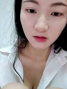 Snapshot of YO-yo-01 chatting on 05-16-26, 08:02 YO-yo-01 online show from 05-16-26, 08:02