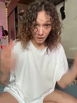 Snapshot of Ass_Slut chatting on 05-28-26, 12:00 Ass Slut online show from 05-28-26, 12:00