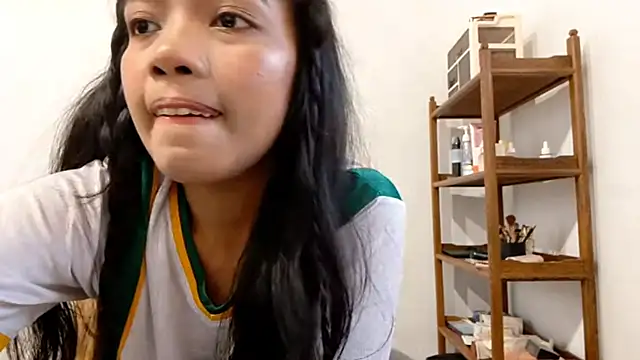 SolangeAldred online show from 05-22-26, 08:23