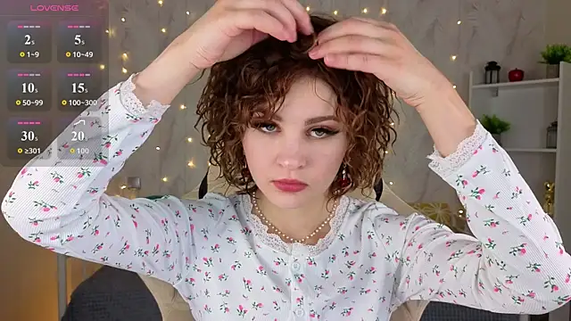 Snapshot of Kira__Fluffy chatting on 07-15-26, 12:06 Kira Fluffy online show from 07-15-26, 12:06