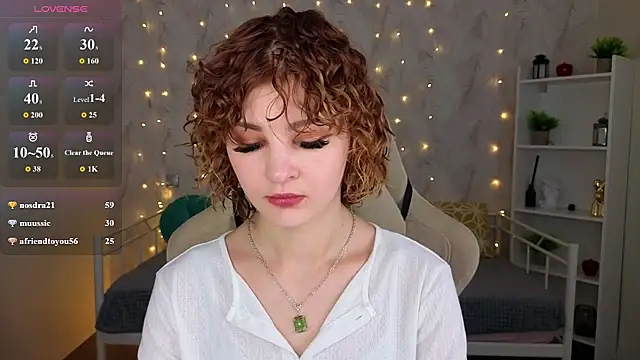 Snapshot of Kira__Fluffy chatting on 07-07-26, 06:47 Kira Fluffy online show from 07-07-26, 06:47