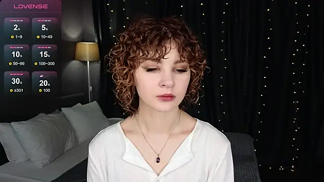 Snapshot of Kira__Fluffy chatting on 06-25-26, 12:08 Kira Fluffy online show from 06-25-26, 12:08