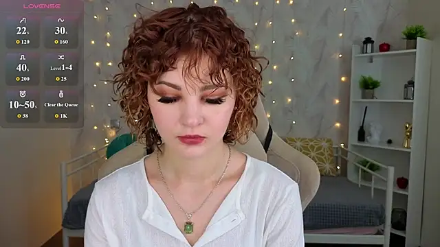 Snapshot of Kira__Fluffy chatting on 07-07-26, 05:32 Kira Fluffy online show from 07-07-26, 05:32