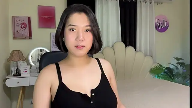 Snapshot of RingMyBelle chatting on 06-24-26, 06:34 RingMyBelle online show from 06-24-26, 06:34