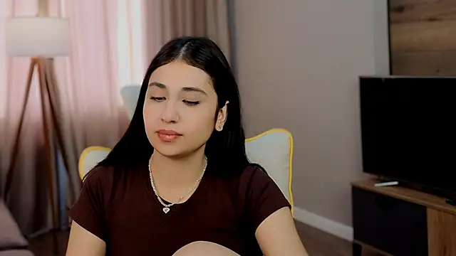 Snapshot of honeylanaa chatting on 06-04-26, 05:01 honeylanaa online show from 06-04-26, 05:01