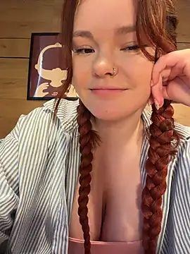 Snapshot of Baby__Fox chatting on 07-16-26, 12:13 Baby Fox online show from 07-16-26, 12:13