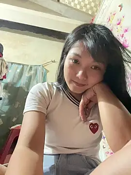 Snapshot of My-cute chatting on 05-24-26, 01:00 My-cute online show from 05-24-26, 01:00