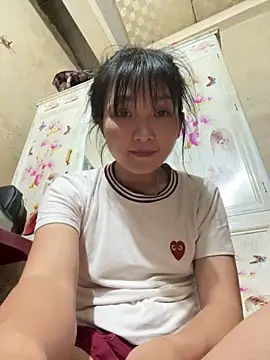 Snapshot of My-cute chatting on 05-26-26, 02:26 My-cute online show from 05-26-26, 02:26