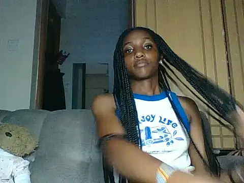Snapshot of Velvet_peach chatting on 05-22-26, 12:47 Velvet peach online show from 05-22-26, 12:47