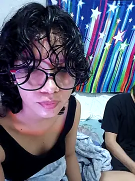 Snapshot of MakiAndMax chatting on 06-07-26, 03:56 MakiAndMax online show from 06-07-26, 03:56