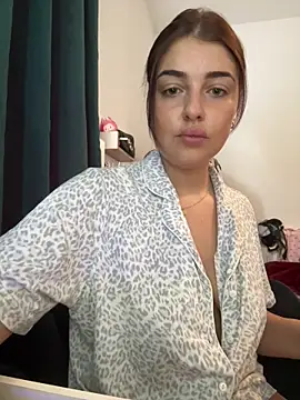 Snapshot of Spicy_Scarlett_26 chatting on 05-20-26, 08:11 Spicy Scarlett 26 online show from 05-20-26, 08:11
