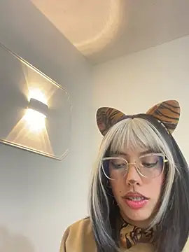 MeraSecretXXX online show from 05-29-26, 12:00
