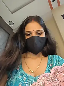 Snapshot of kaira_noty chatting on 07-10-26, 03:17 kaira noty online show from 07-10-26, 03:17