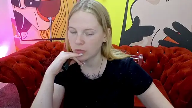 Snapshot of NikkyReyyy chatting on 07-08-26, 05:52 NikkyReyyy online show from 07-08-26, 05:52