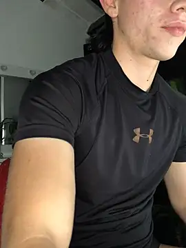 Snapshot of Salvatore_angelo chatting on 06-06-26, 03:23 Salvatore angelo online show from 06-06-26, 03:23