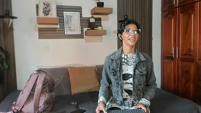 Evaa campbell online show from 05-29-26, 01:06