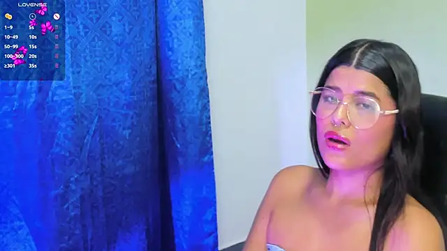 Snapshot of salome_cuty chatting on 07-09-26, 10:53 salome cuty online show from 07-09-26, 10:53