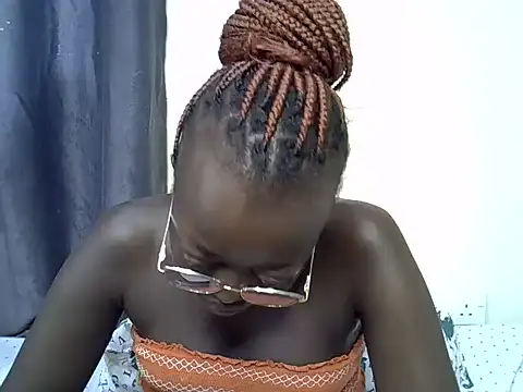 Snapshot of Hot_tashaa chatting on 06-16-26, 05:51 Hot tashaa online show from 06-16-26, 05:51