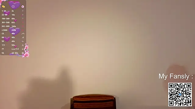 Snapshot of Emilya201 chatting on 06-15-26, 09:36 Emilya201 online show from 06-15-26, 09:36