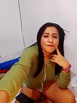 Snapshot of Scarlet_01_ chatting on 05-24-26, 10:53 Scarlet 01 online show from 05-24-26, 10:53