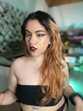 NikkiNix online show from 05-28-26, 01:06