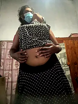 Snapshot of Inuchethi chatting on 11-26-25, 05:29 Inuchethi online show from 11-26-25, 05:29