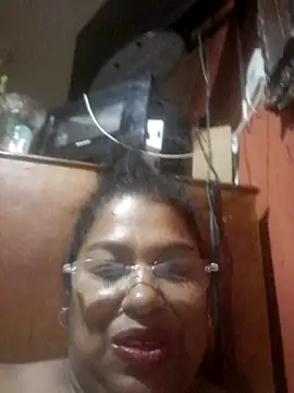 Snapshot of Megansquirt69 chatting on 05-27-26, 01:57 Megansquirt69 online show from 05-27-26, 01:57