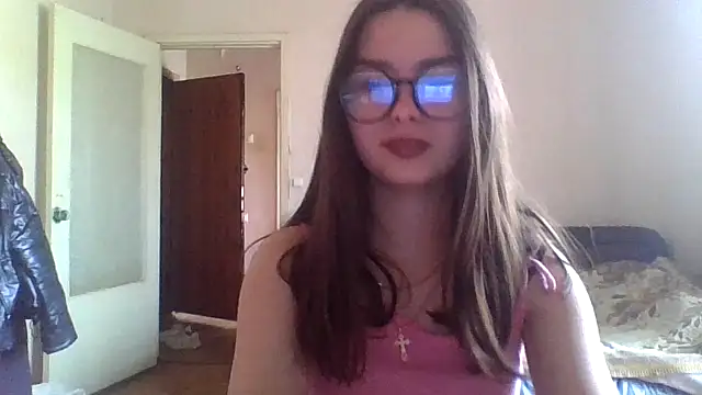 Snapshot of Bellochka201 chatting on 06-02-26, 08:47 Bellochka201 online show from 06-02-26, 08:47