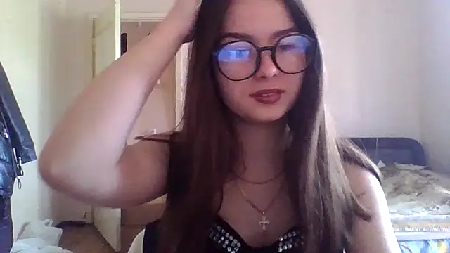 Snapshot of Bellochka201 chatting on 06-11-26, 08:44 Bellochka201 online show from 06-11-26, 08:44