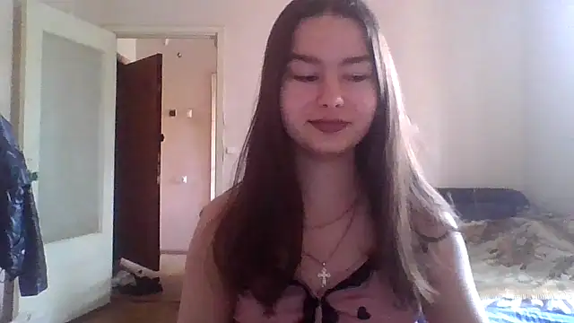 Snapshot of Bellochka201 chatting on 05-28-26, 08:44 Bellochka201 online show from 05-28-26, 08:44