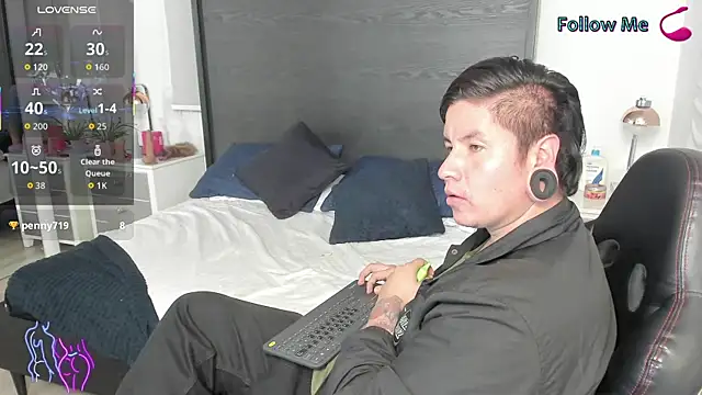 Snapshot of inkedsinners_ chatting on 05-28-26, 11:10 inkedsinners online show from 05-28-26, 11:10