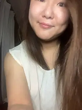 Snapshot of yuanae chatting on 05-15-26, 07:01 yuanae online show from 05-15-26, 07:01