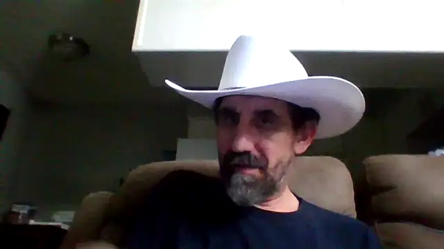 Snapshot of old_Domino chatting on 05-24-26, 11:43 old Domino online show from 05-24-26, 11:43