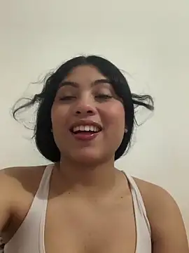 Snapshot of Paula-sinz chatting on 06-10-26, 12:23 Paula-sinz online show from 06-10-26, 12:23