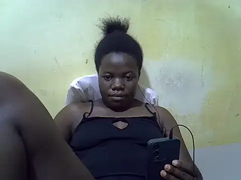 Snapshot of Ebony_cuttiey chatting on 06-16-26, 07:36 Ebony cuttiey online show from 06-16-26, 07:36