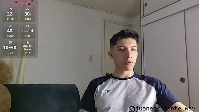 Snapshot of Thesaint_xxx chatting on 07-18-26, 05:27 Thesaint xxx online show from 07-18-26, 05:27
