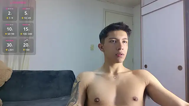 Snapshot of Thesaint_xxx chatting on 07-10-26, 06:13 Thesaint xxx online show from 07-10-26, 06:13